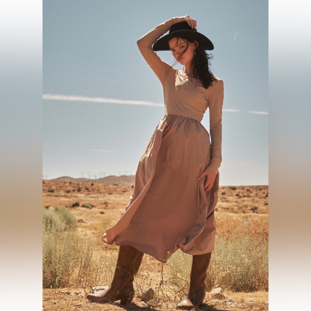 37 Boho Contrast Fabric Long Sleeve Midi Dress
